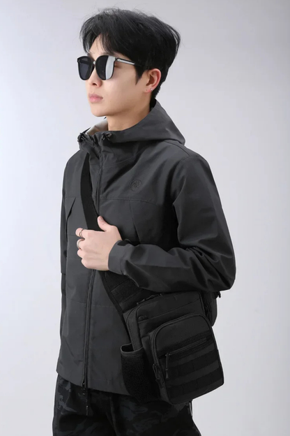 Cesare – Sacoche Bandoulière Homme Polyvalente pour Sport et Plein Air