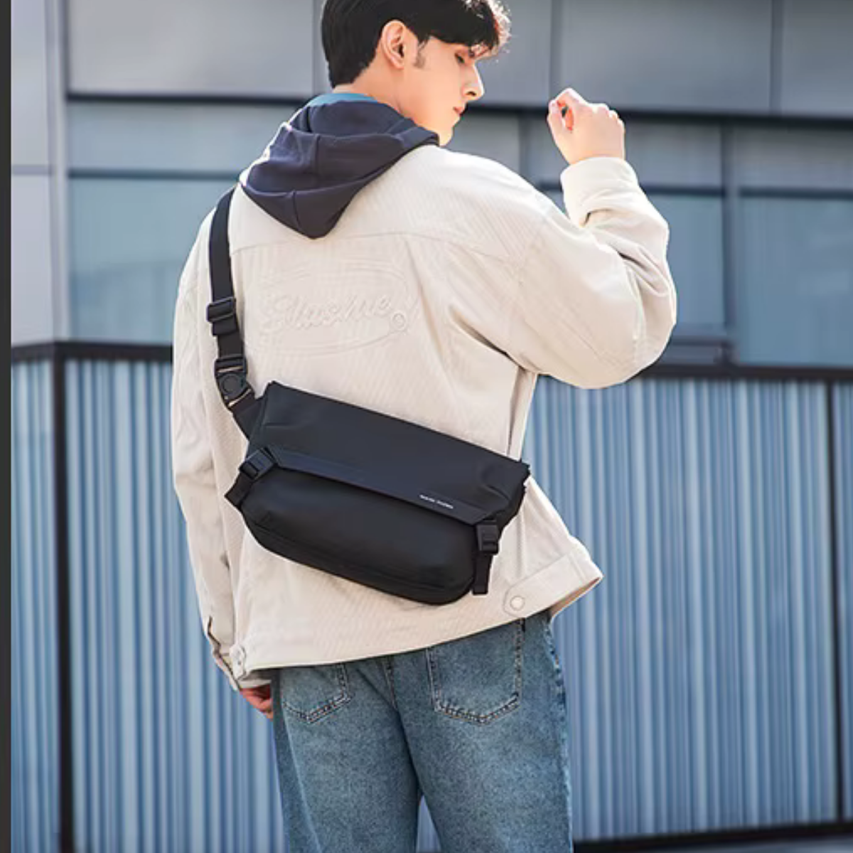 Dario – Sacoche Bandoulière Homme pour Organisation et Tablette