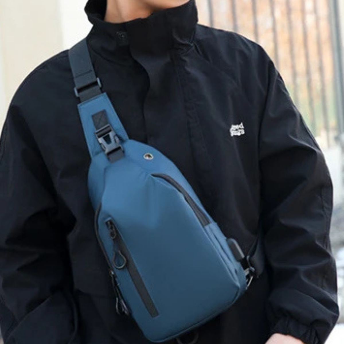 Gianni – Sacoche Bandoulière Homme Connectée avec Port USB